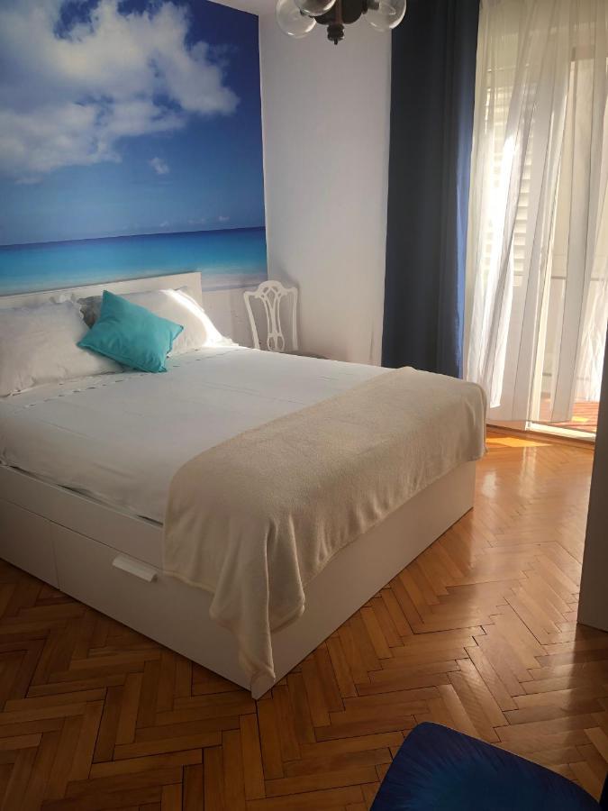 Apartmani Maretimo Primošten Eksteriør billede